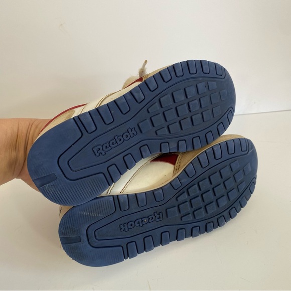 Reebok Classic Harmon Run sneaker in ivory/maroon/navy youth size 13 tennis shoe - Picture 8 of 8